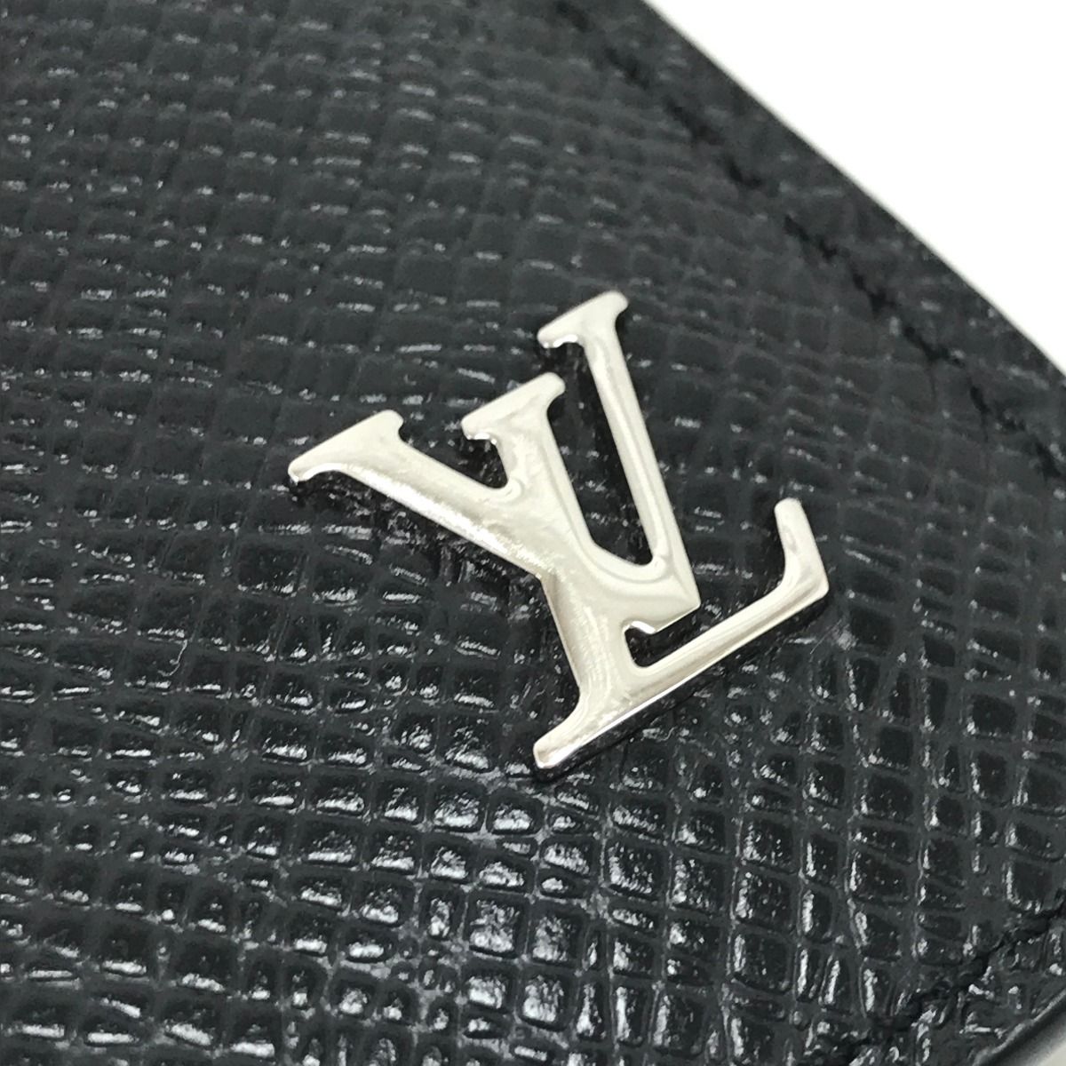 Louis Vuitton Bifold Wallet Taiga Portefeuille Multiple Black — view 7