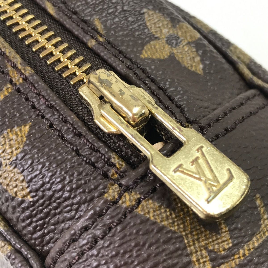Louis Vuitton Cosmetic Pouch Monogram Trousse Toilette 23 — view 6