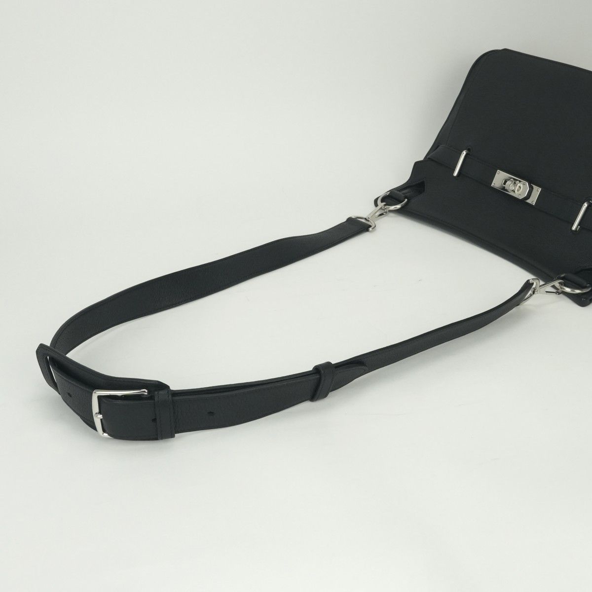 Hermes Gipsiere 34 Shoulder Bag Taurillon Clemence Noir Blue Indigo Black Navy — view 4