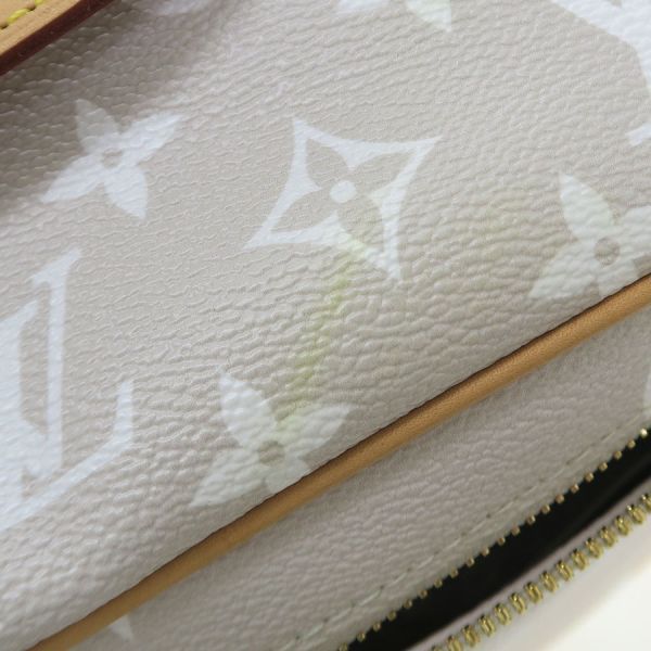 Louis Vuitton by the Pool Giant Nice Clutch — view 8
