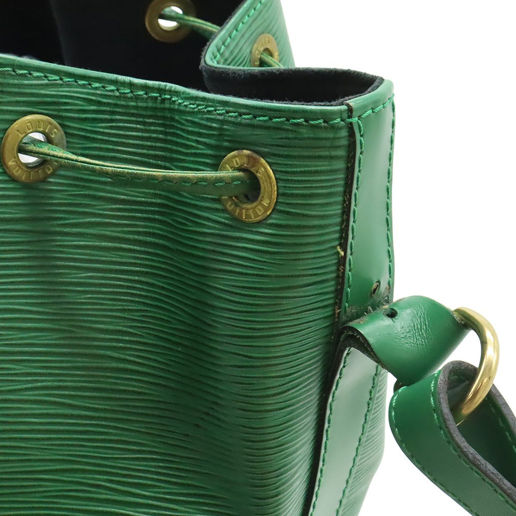 Louis Vuitton Epi Noe Shoulder Bag Drawstring Borneo Green — view 6