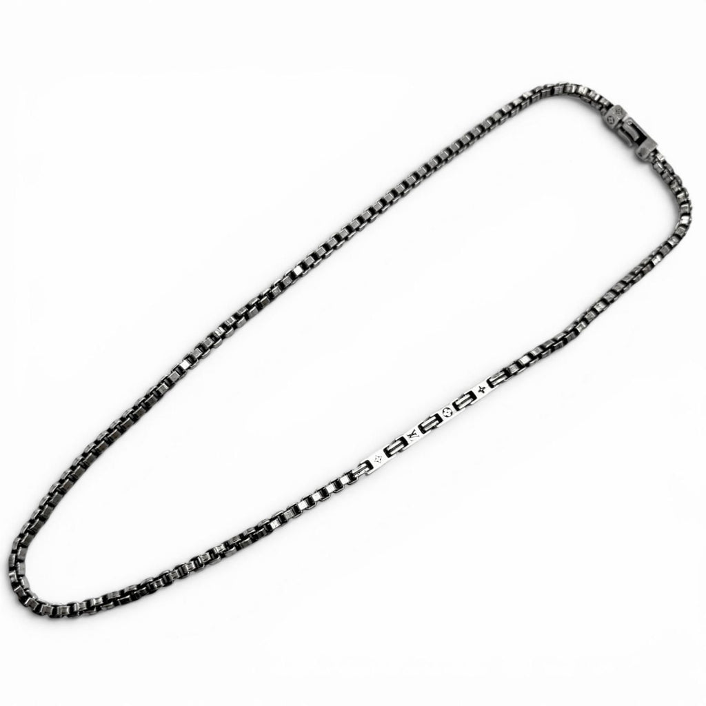 Louis Vuitton Chain Necklace LV Terra Silver — view 3
