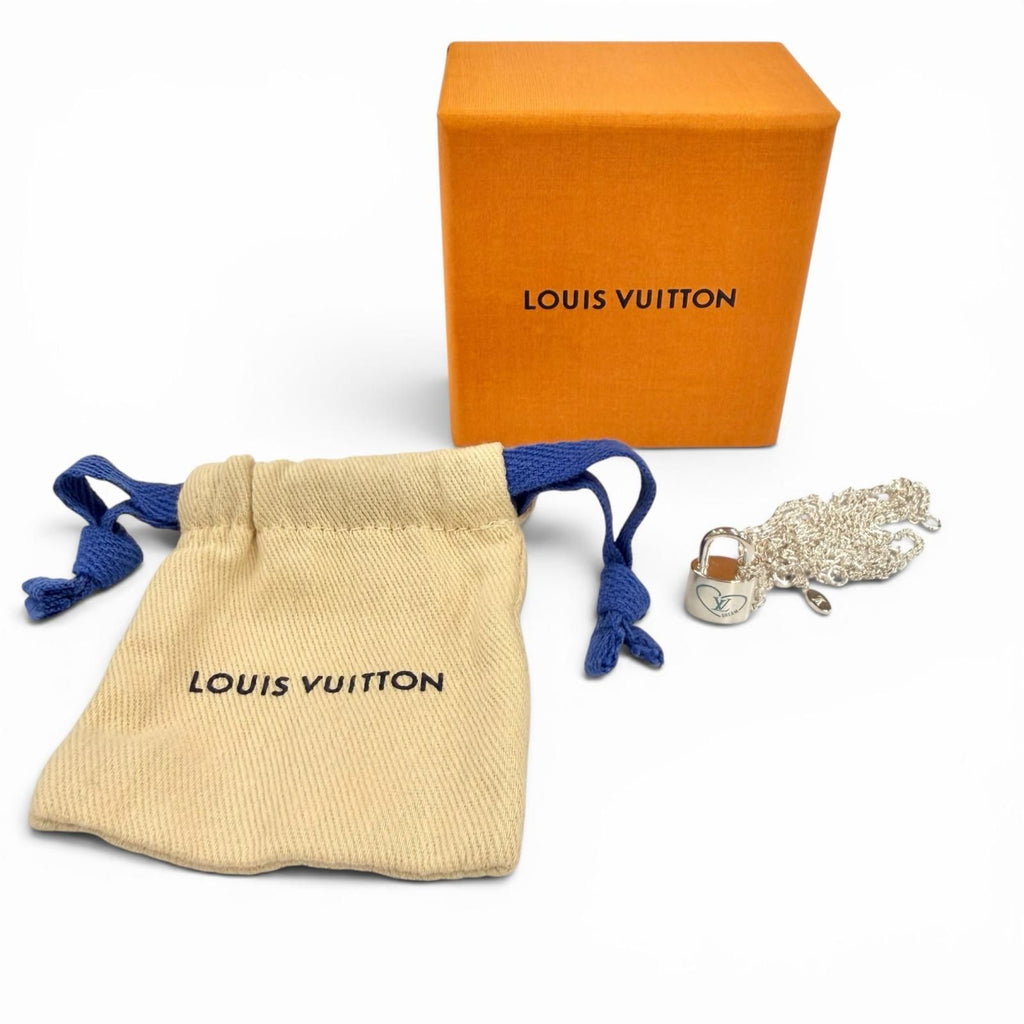 Louis Vuitton 118800 Necklace — view 2