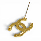 Chanel CC Logo Brooch Gold Black — view 3
