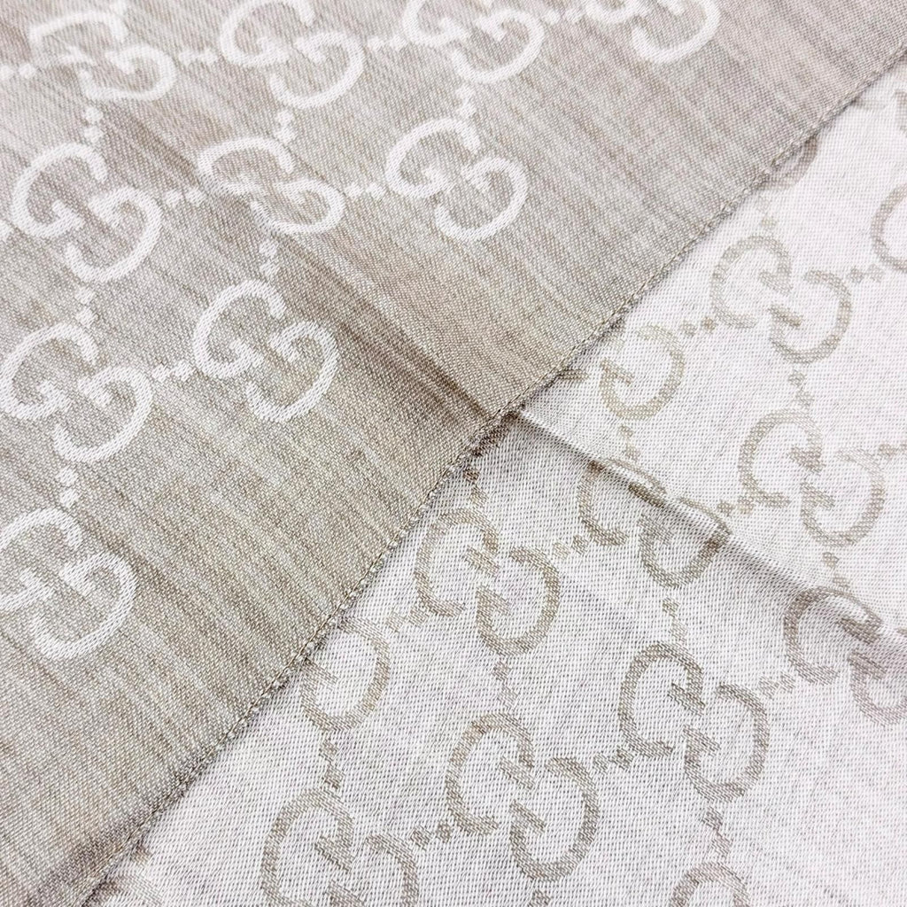 Gucci Wool Silk GG Jacquard Mini Fringe Shawl Beige 180 45 Recommended Scarf — view 3