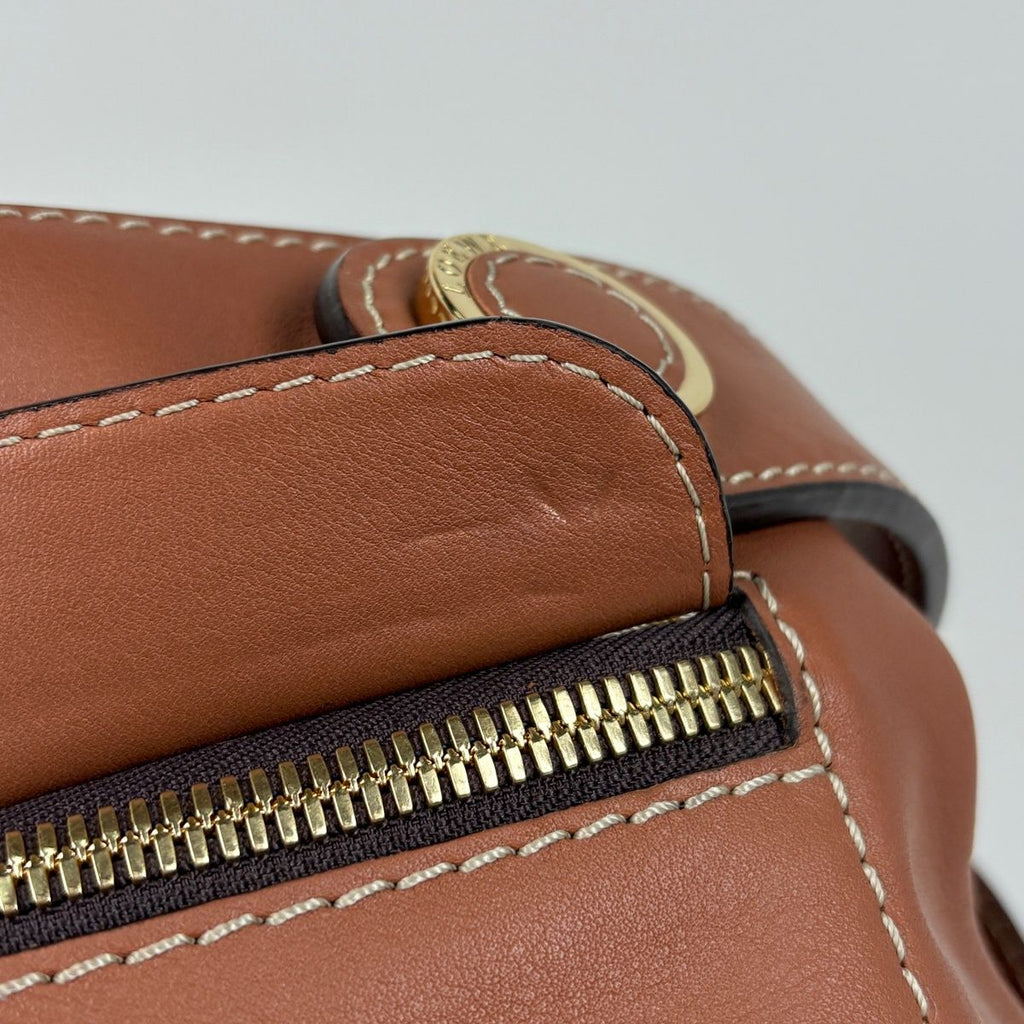 Loewe Logo Shoulder Bag Leather Brown — view 4