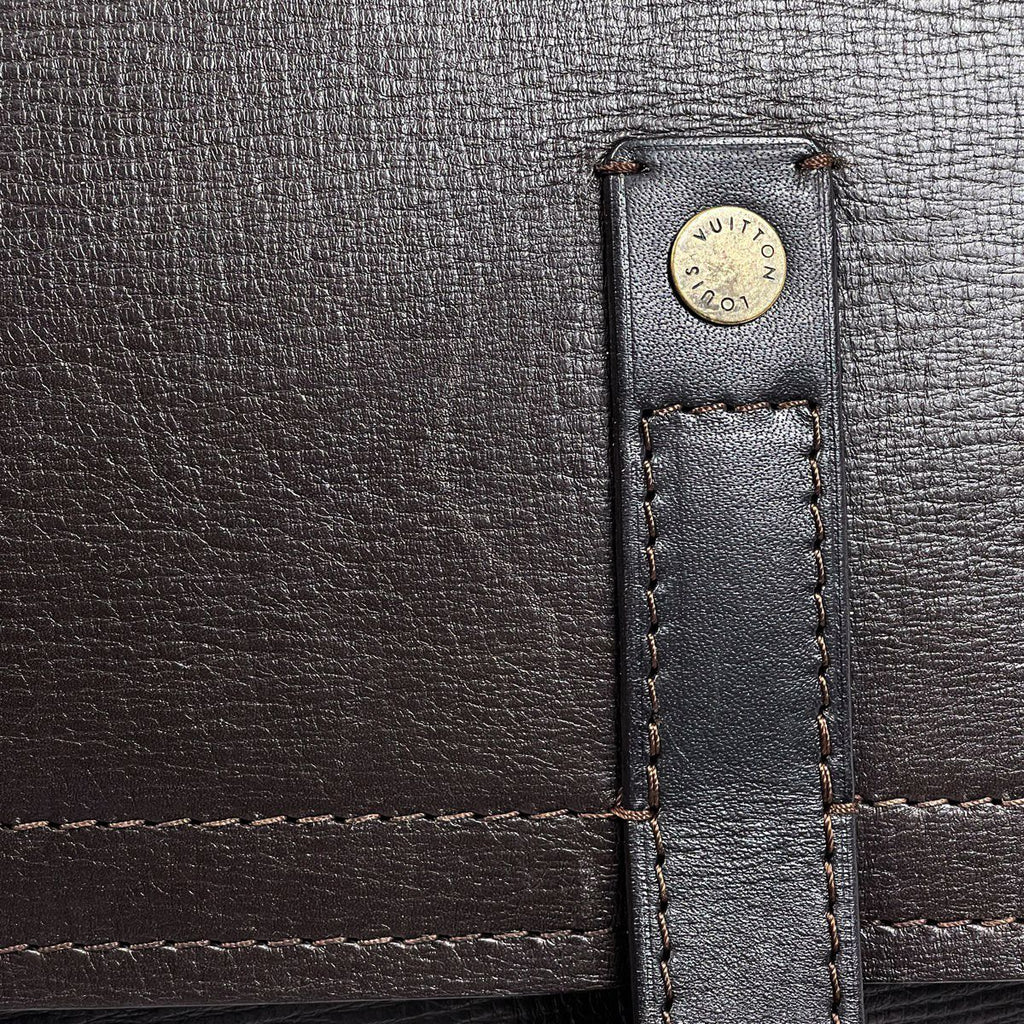 Louis Vuitton Omaha Crossbody Shoulder Bag Utah Leather Cafe — view 4