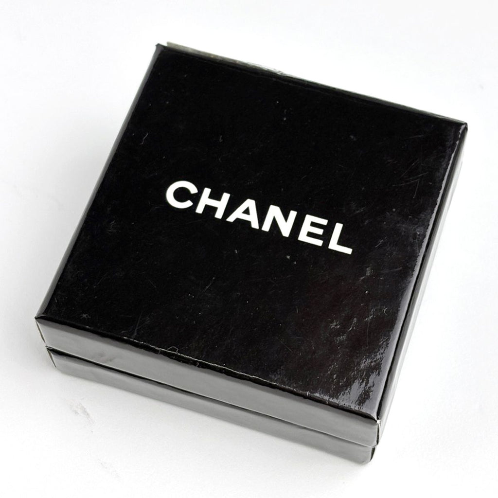 Chanel CC Logo Brooch Gold Plated — view 6