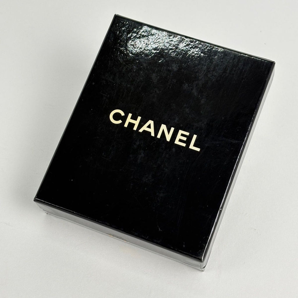 Chanel CC Logo Necklace Round Long Gold Plated — view 8