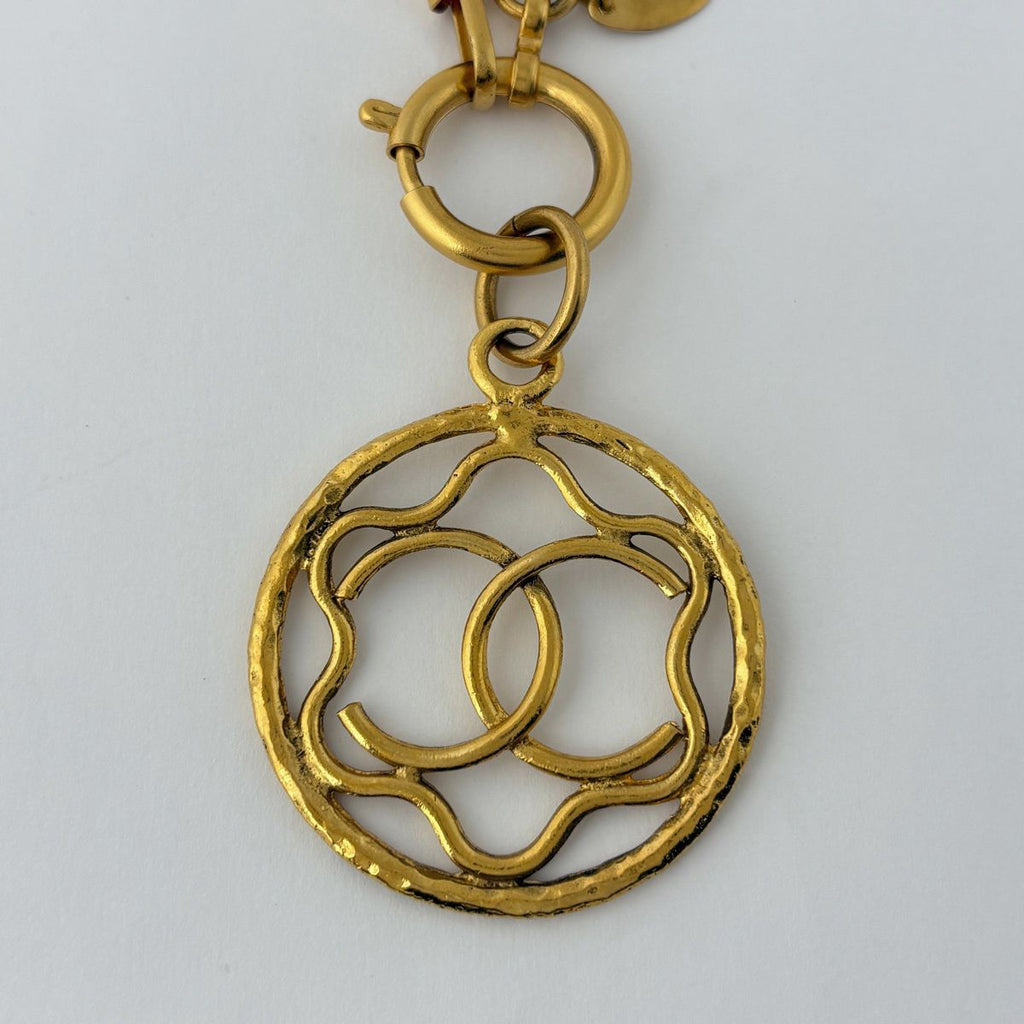 Chanel CC Logo Necklace Round Long Gold Plated — view 2