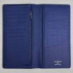 Louis Vuitton Portefeuille Brazza Wallet Taiga Cobalt — view 8