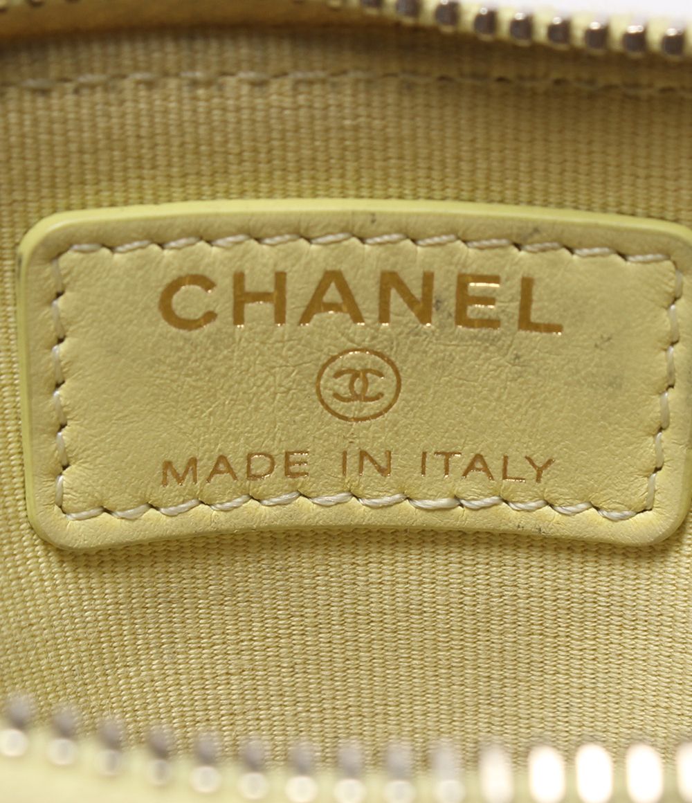 Chanel Coin Case Card Gold CC Logo 19 — view 5