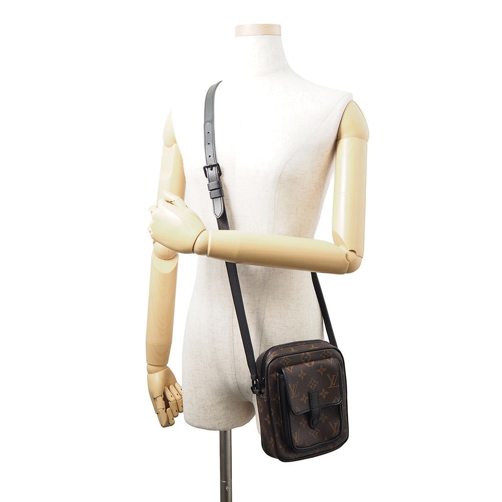 Louis Vuitton Shoulder Bag Monogram Macassar Christopher Wearable Wallet Black — view 4