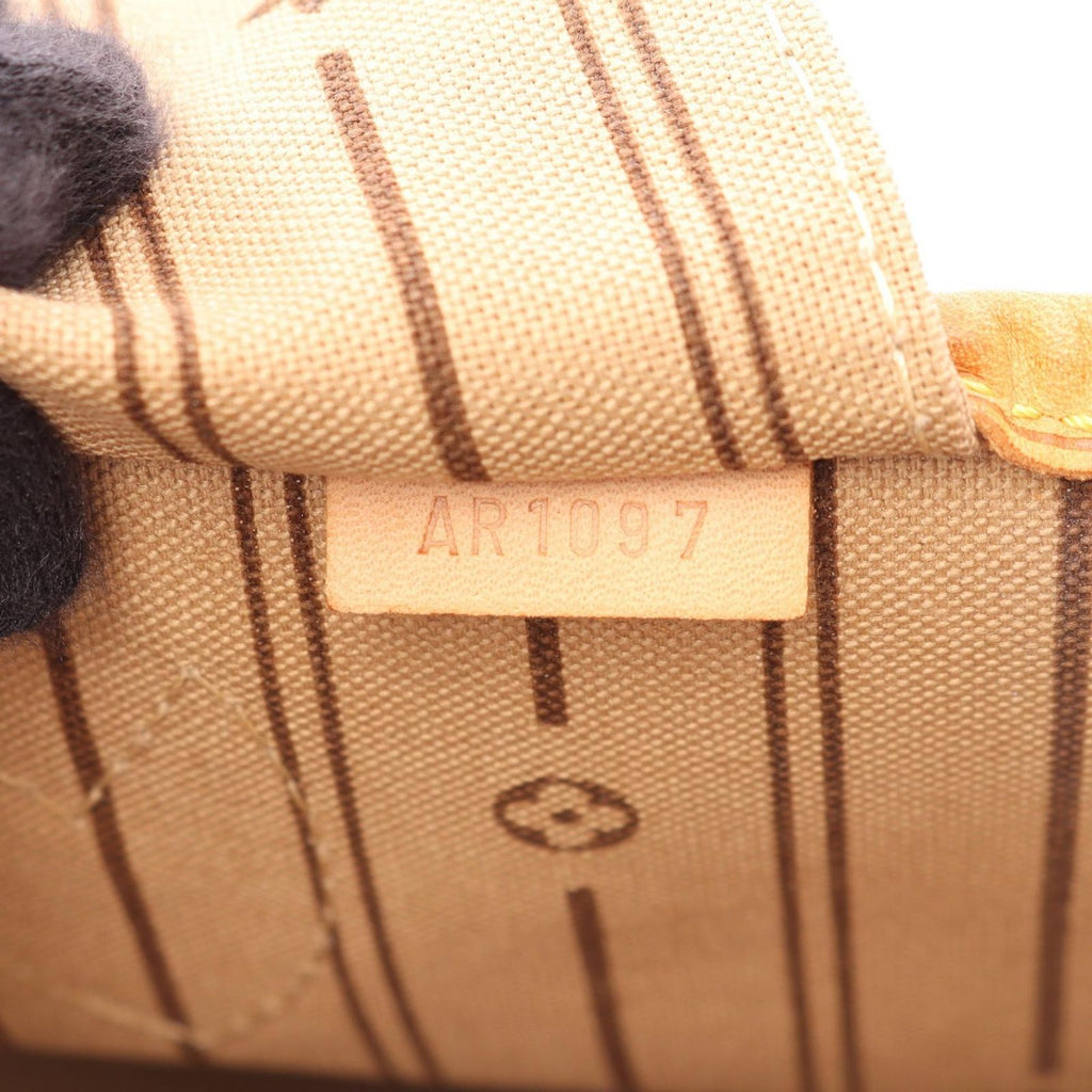 Louis Vuitton Tote Neverfull MM Monogram Canvas Leather — view 5