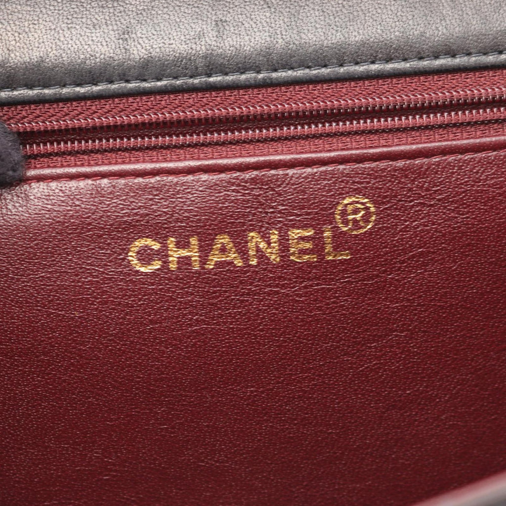 Chanel Shoulder Bag Quilted Single Flap Push Lock Black Lambskin Chain — view 4