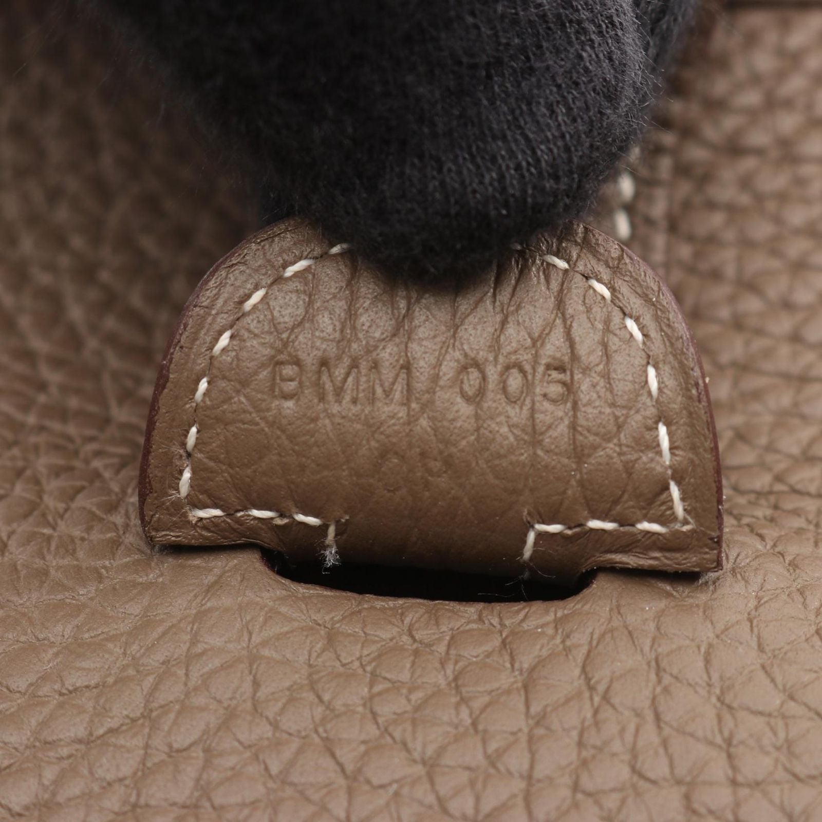 Hermes Shoulder Bag Evelyne 3 Trois PM Etoupe Leather — view 5