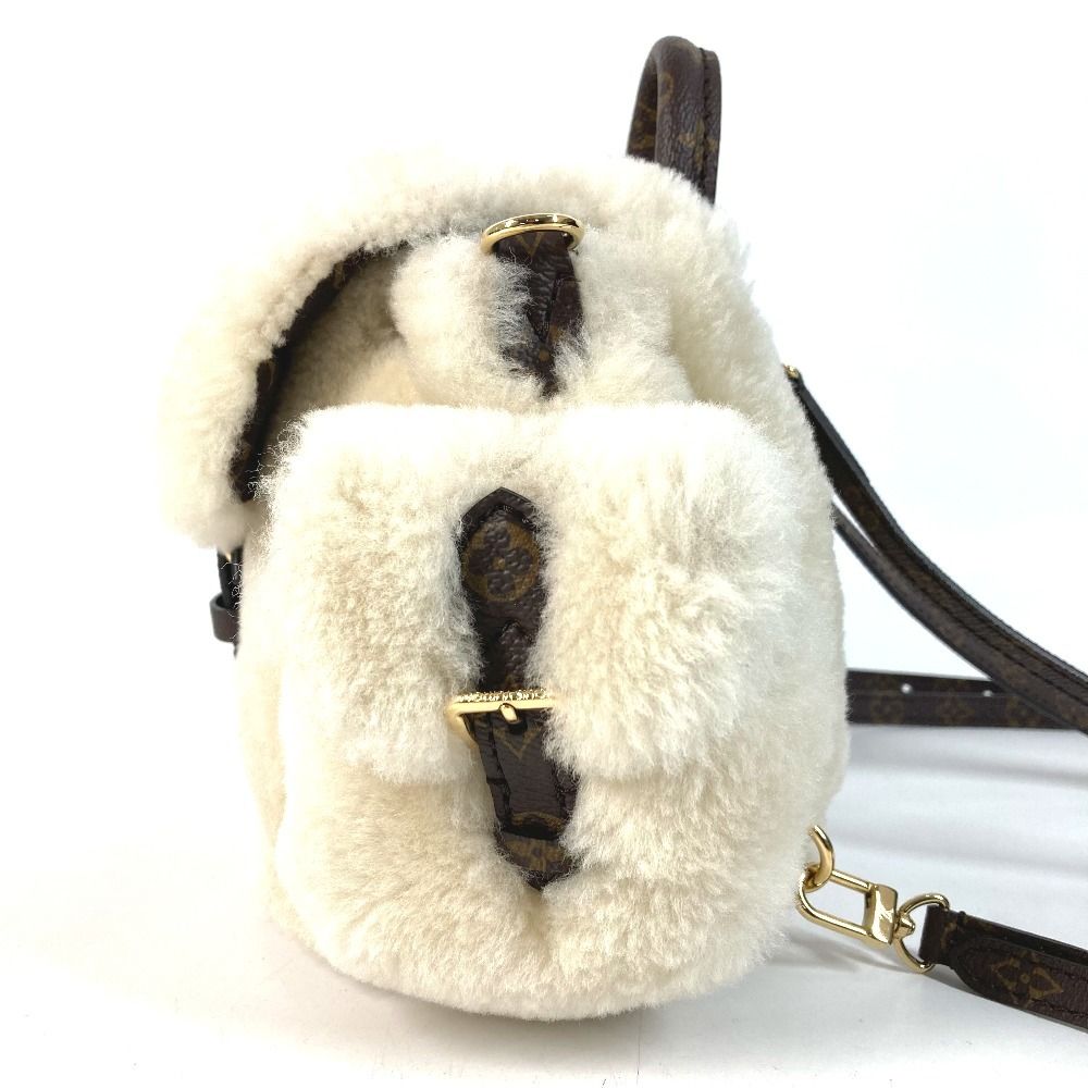 Louis Vuitton Sac Nano Teddy Backpack Shearling Cles Beige — view 3