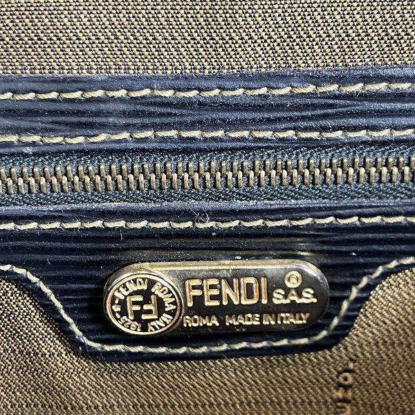 Fendi Shoulder Bag Silver — view 4