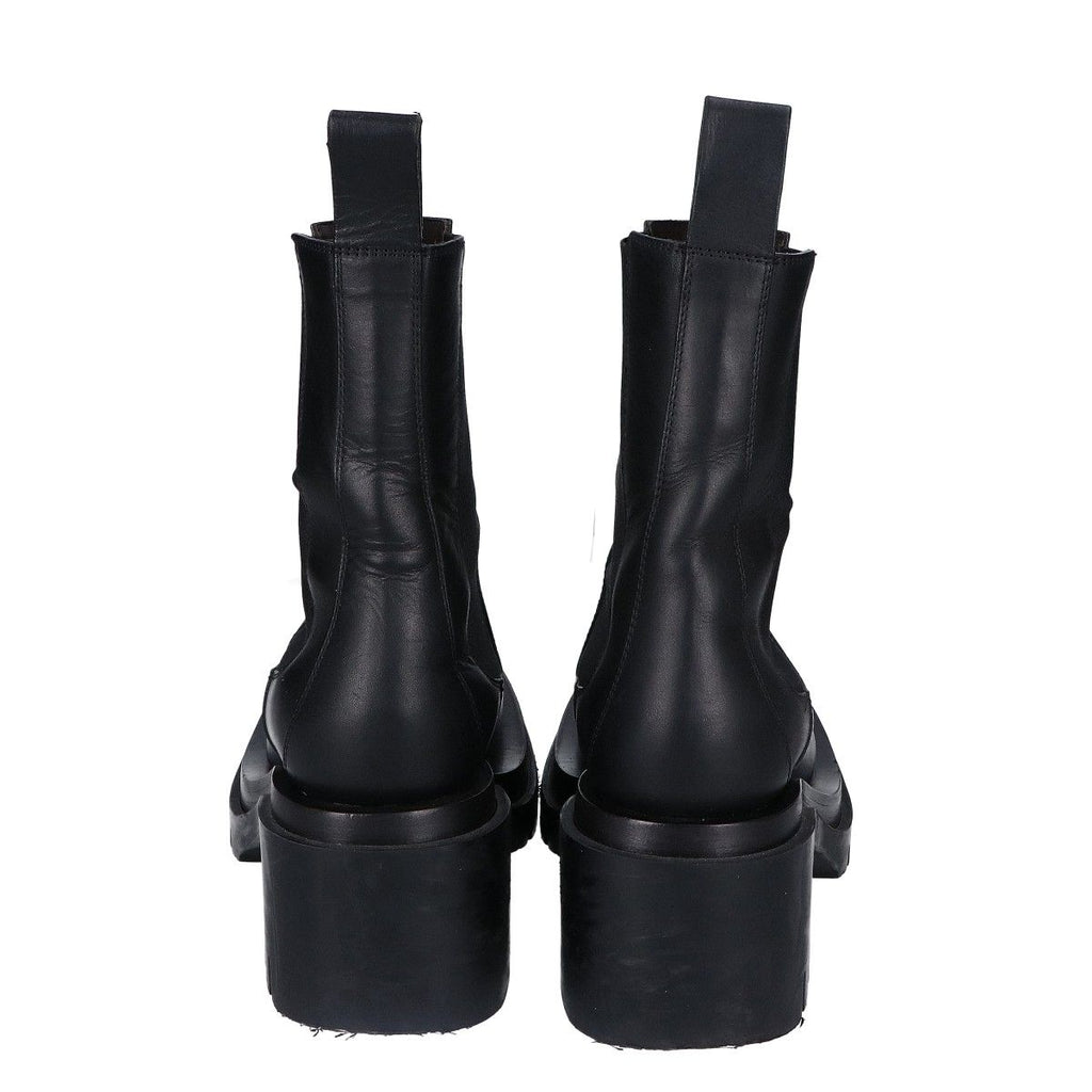 Bottega Veneta Black Lug Chelsea Boots — view 3