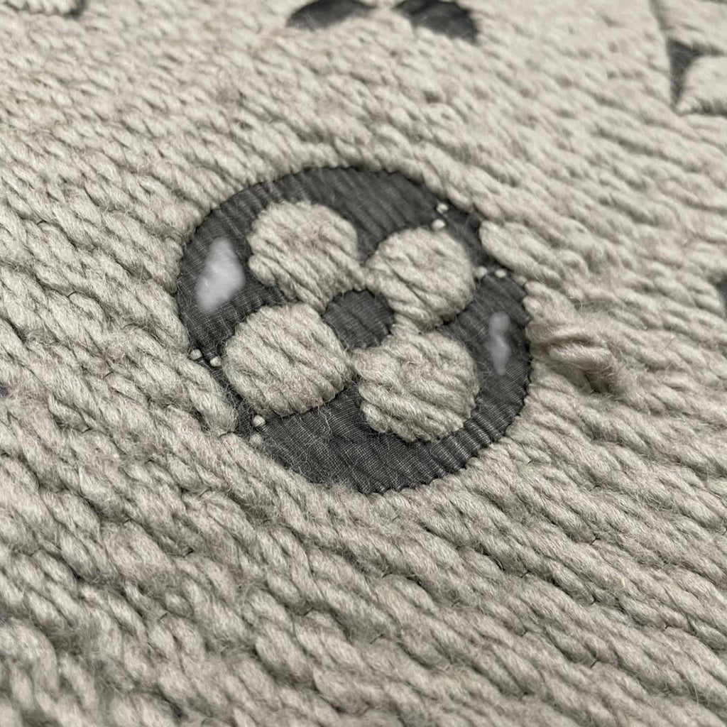 Louis Vuitton Scarf Echarpe Logo Mania Wool Silk Monogram Gray — view 7
