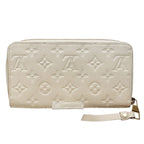 Louis Vuitton Portefeuille Cles Monogram Empreinte Bifold Wallet — view 2