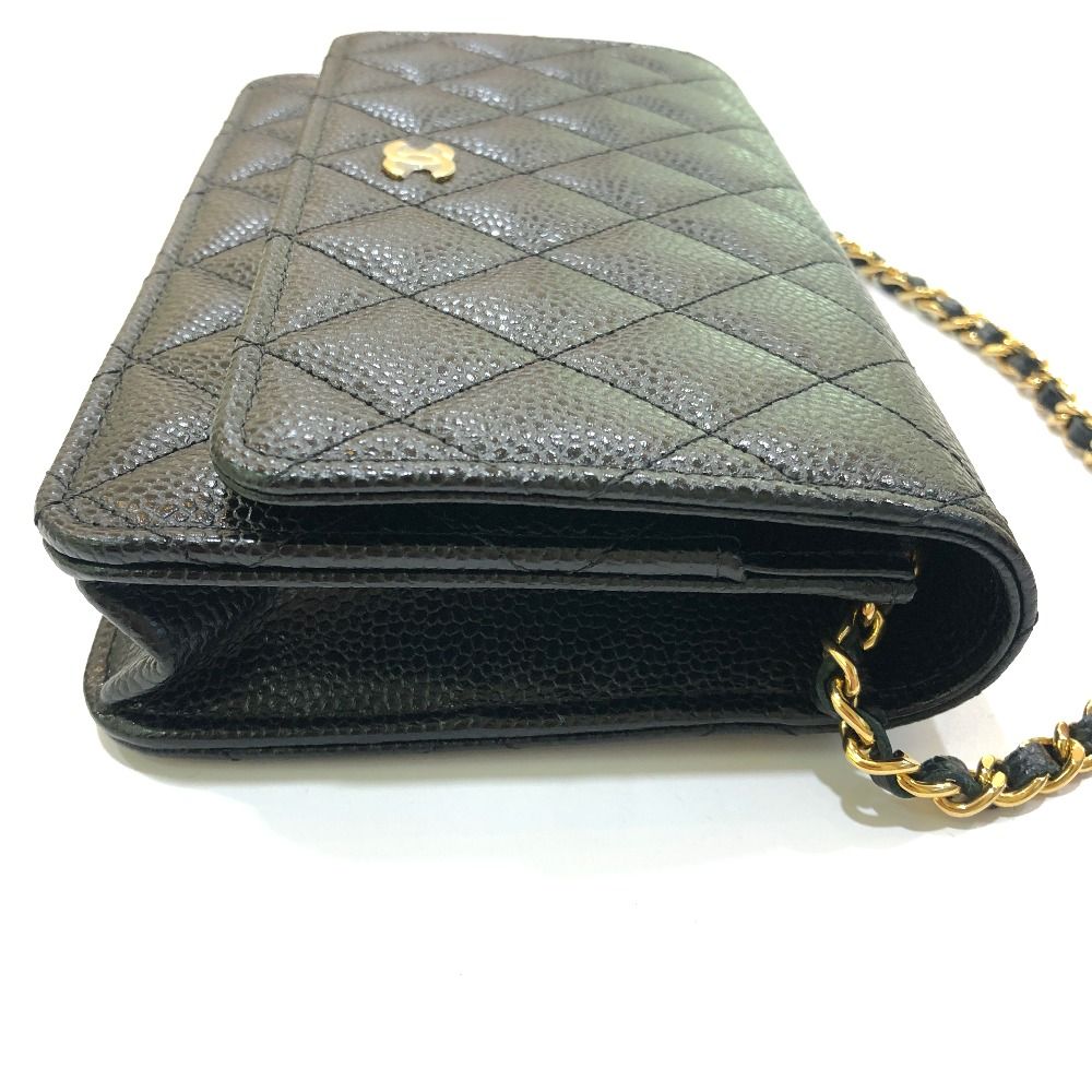 Chanel Shoulder Bag CC Logo Caviar Leather Black — view 4