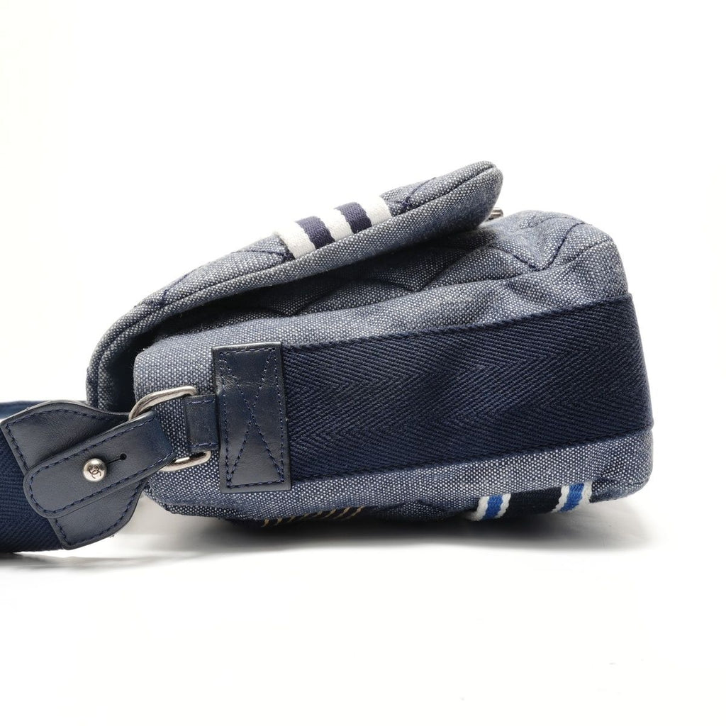 Chanel Shoulder Bag Denim Messenger — view 3