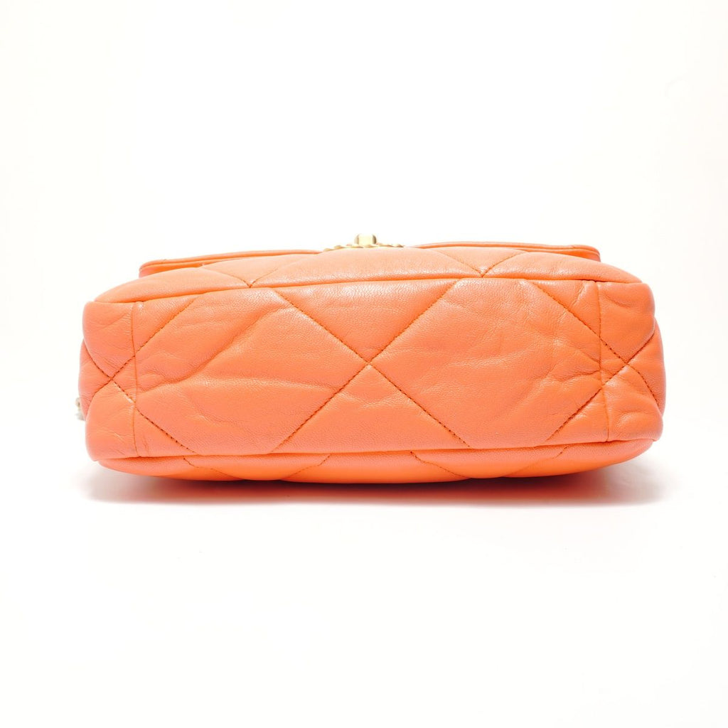 Chanel Shoulder Bag 29 Quilted 2-Way Chain — view 7