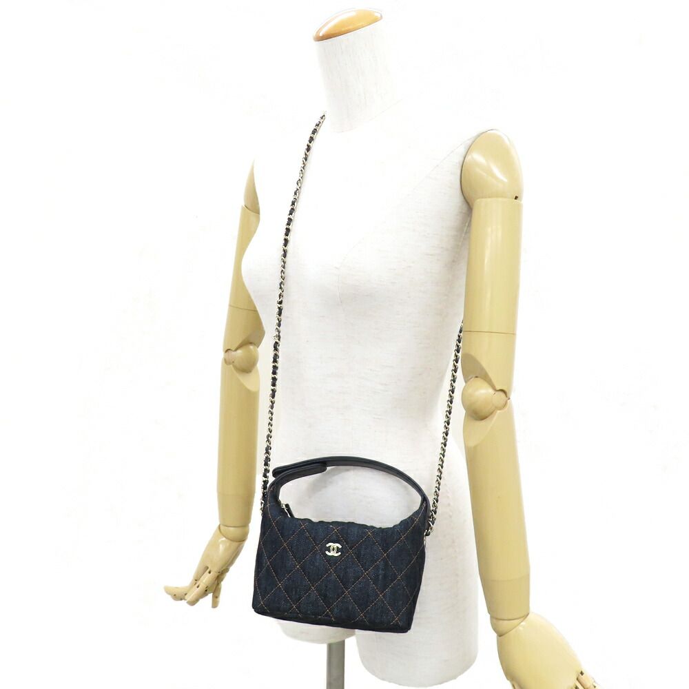 Chanel Classic Chain Clutch Pre Collection Denim — view 9