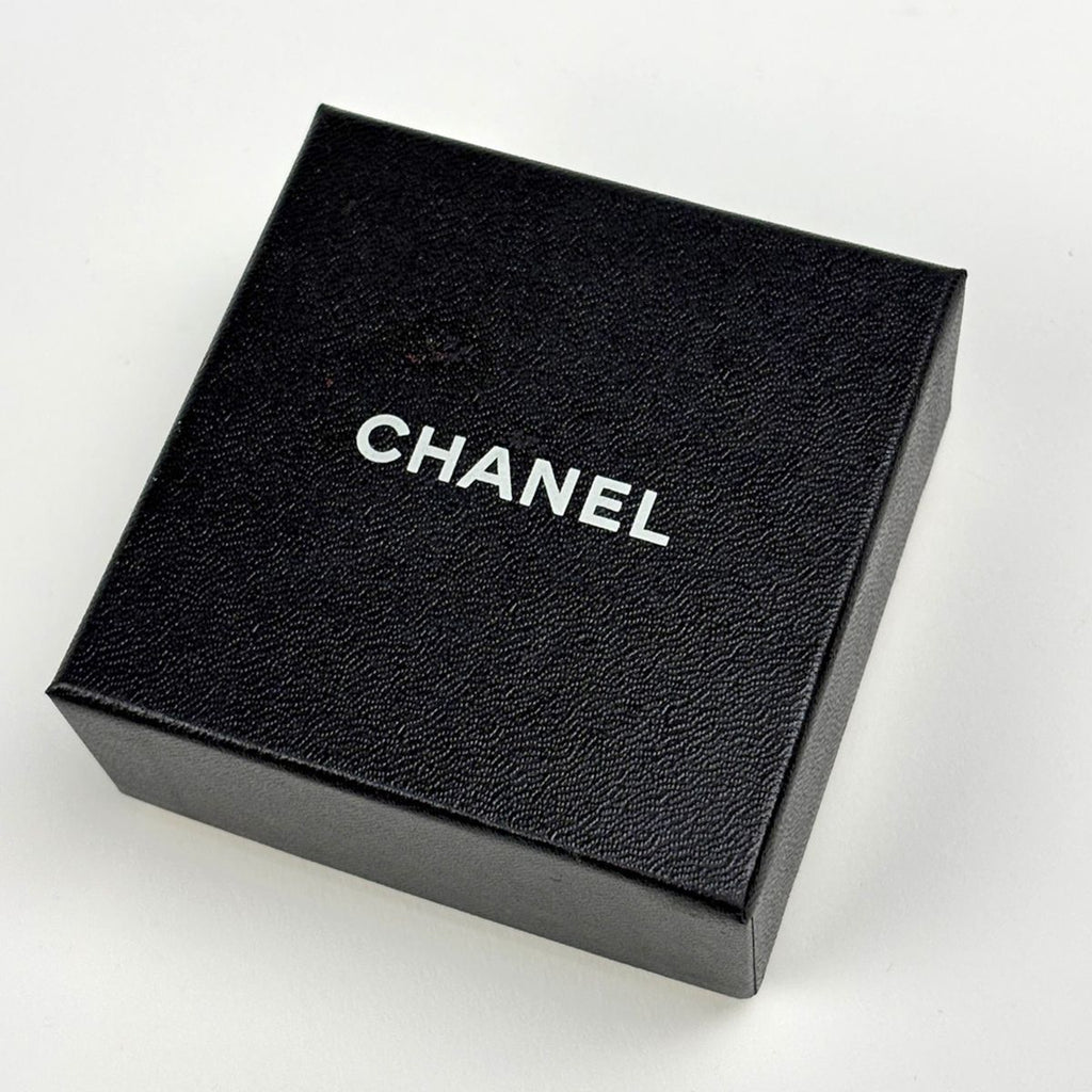 Chanel CC Logo Earrings Bell Swing Gripoix Gold Plated — view 7