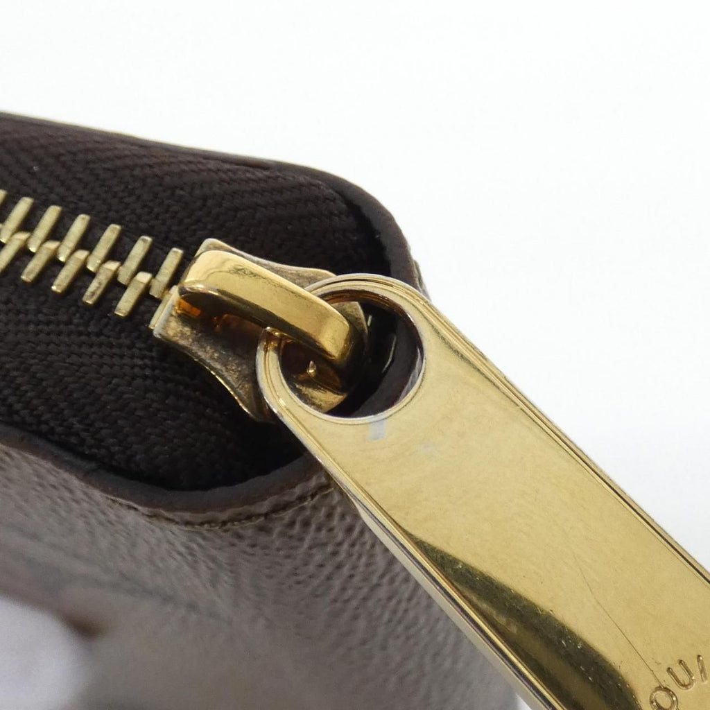 Louis Vuitton Monogram Giant Zippy Wallet — view 5