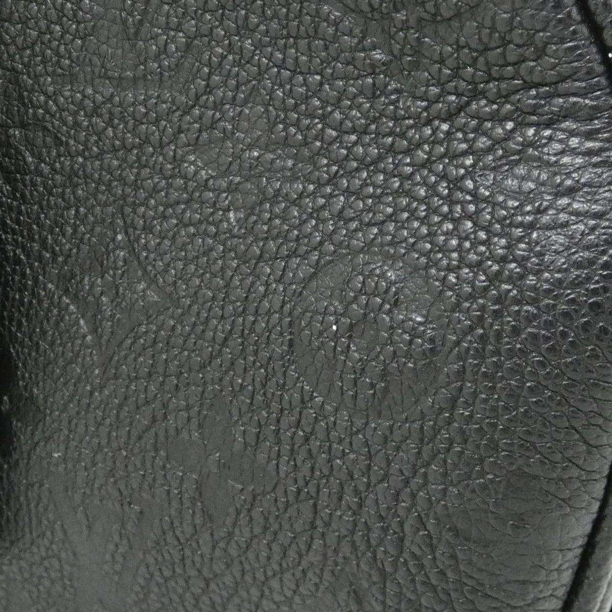 Louis Vuitton Monogram Empreinte Boite Chapeau Sple MM Shoulder — view 4
