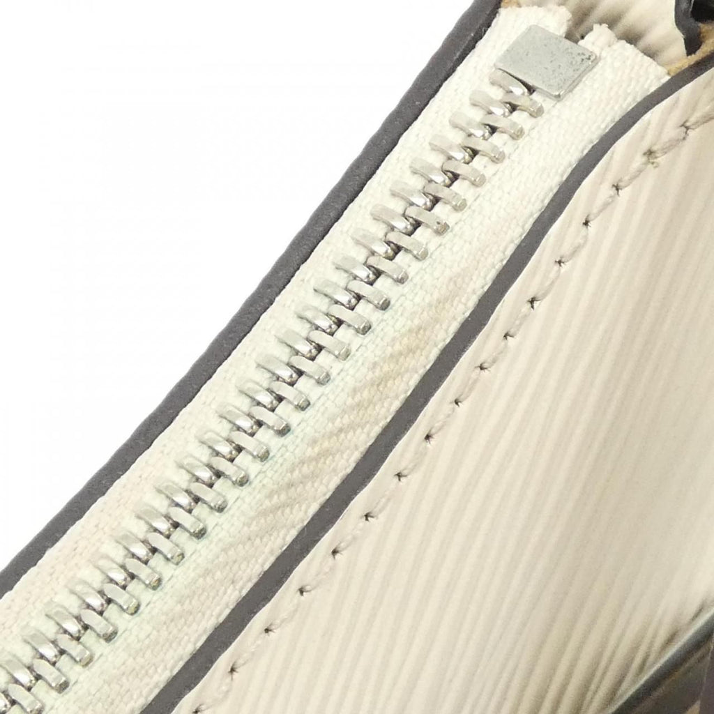 Louis Vuitton Epi Marais Rini Shoulder — view 5