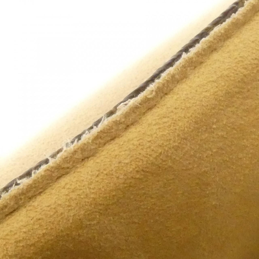 Louis Vuitton Monogram Beverly GM Shoulder — view 9