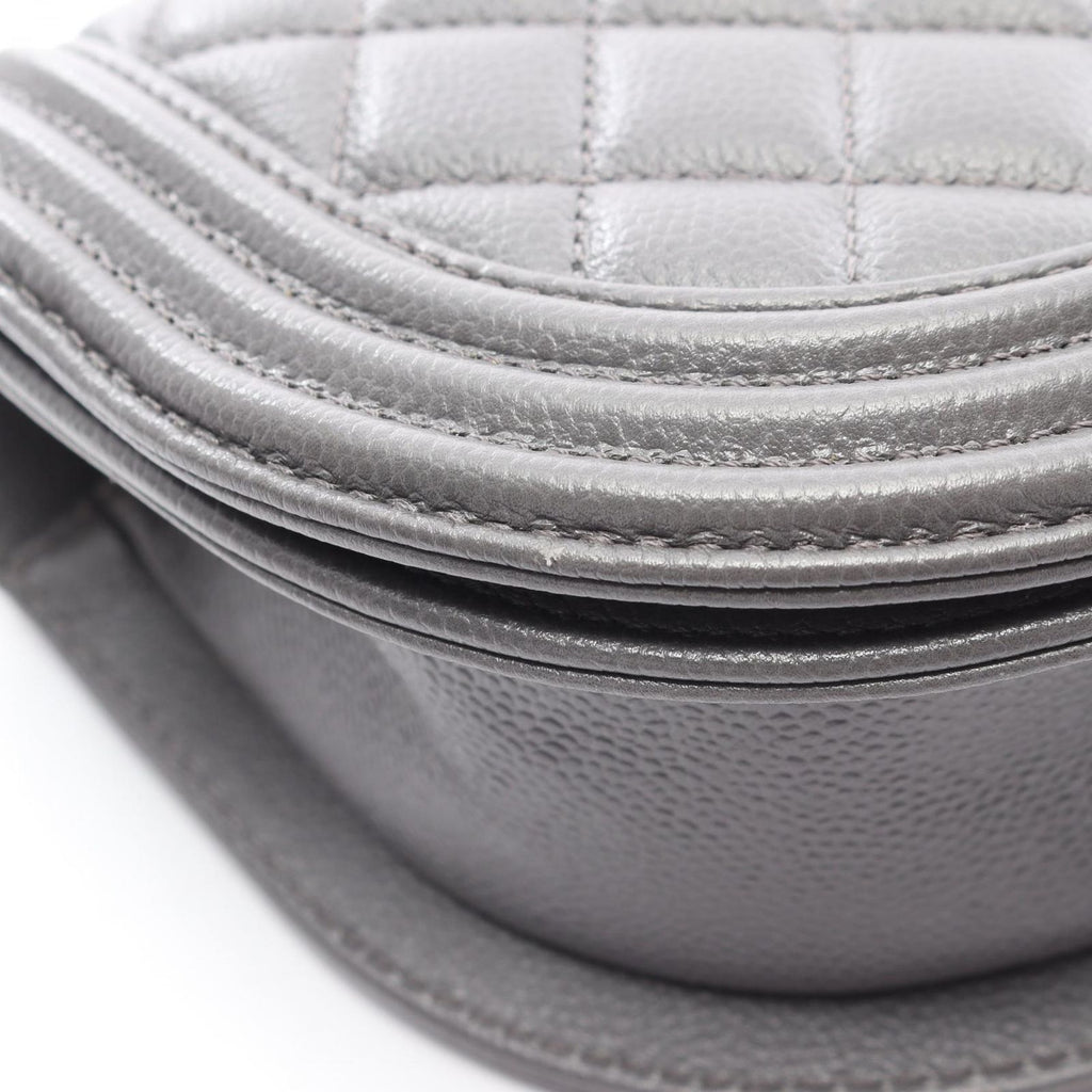 Chanel Shoulder Bag Bo Ischanel Smo le Gray Caviar Leather Bo Smo le — view 6