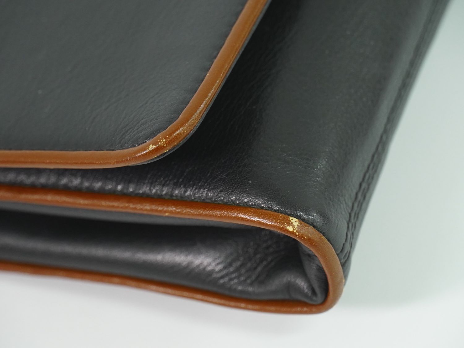 Celine Leather Shoulder Bag Pochette Black — view 7