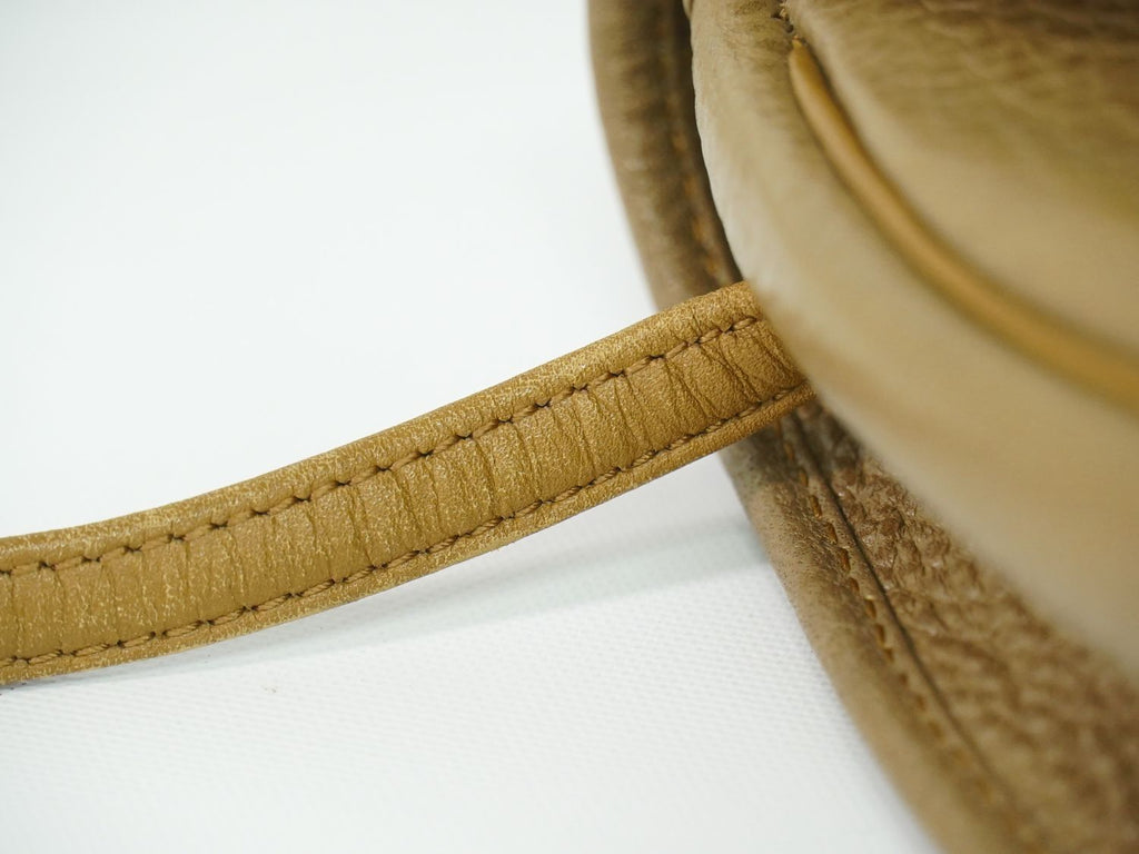 Dior Leather Shoulder Bag Pochette Beige — view 5
