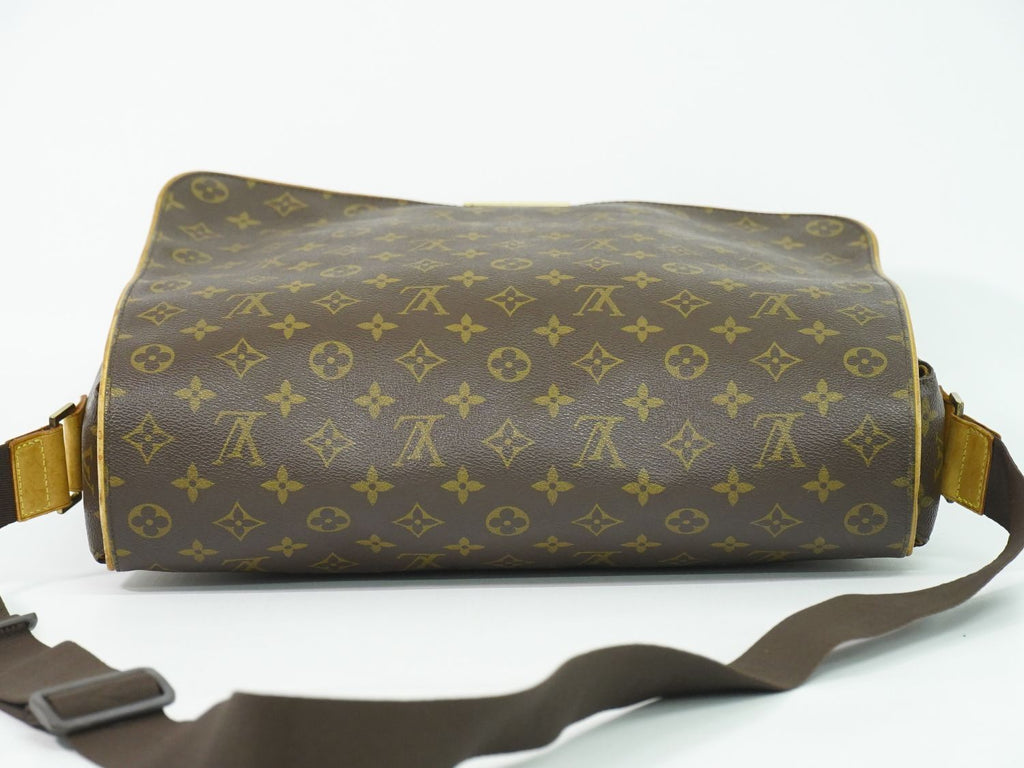 Louis Vuitton LV Aves Monogram Shoulder Bag Brown — view 5
