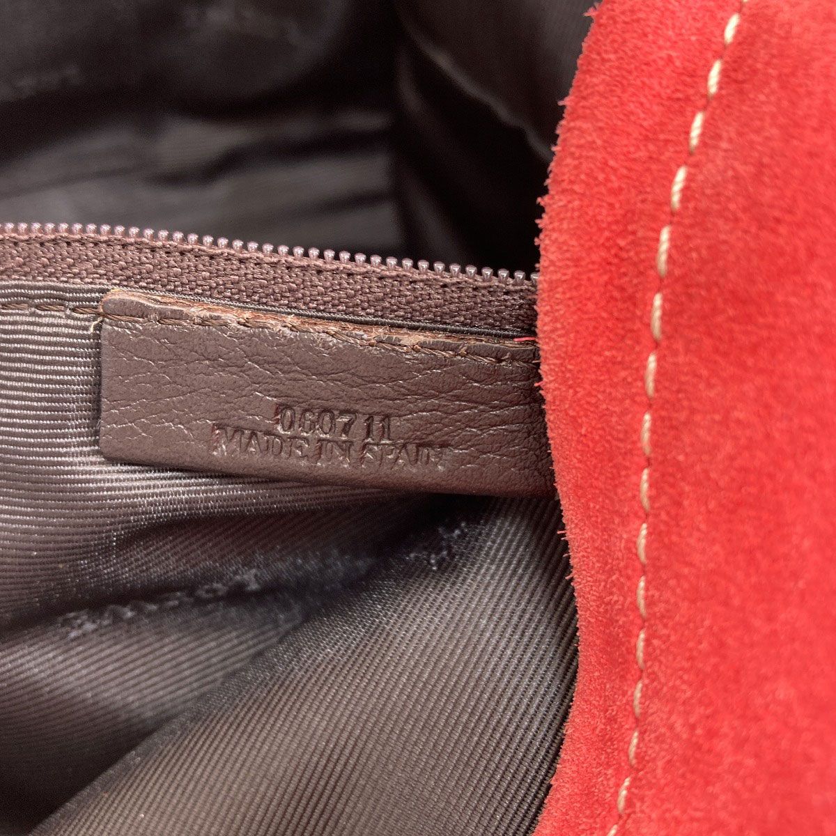 Loewe Amazona Handbag Suede — view 7