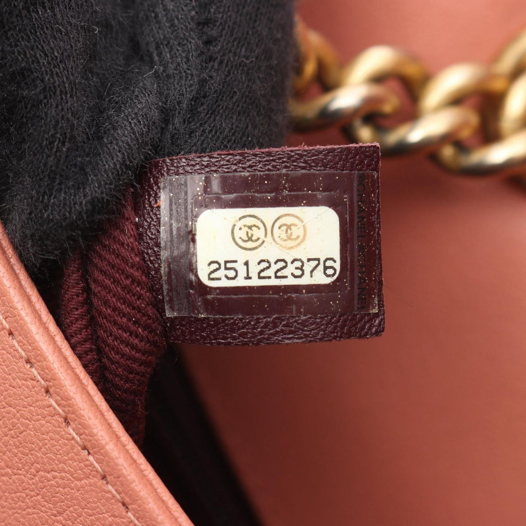 Chanel Shoulder Bag Quilted Pink Leather Chain — view 5