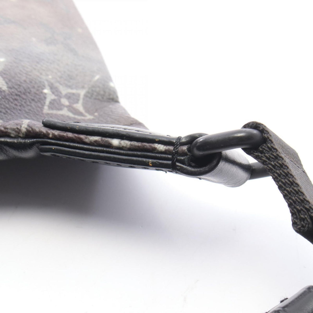 Louis Vuitton Waist Bag Discovery Canvas Leather — view 6