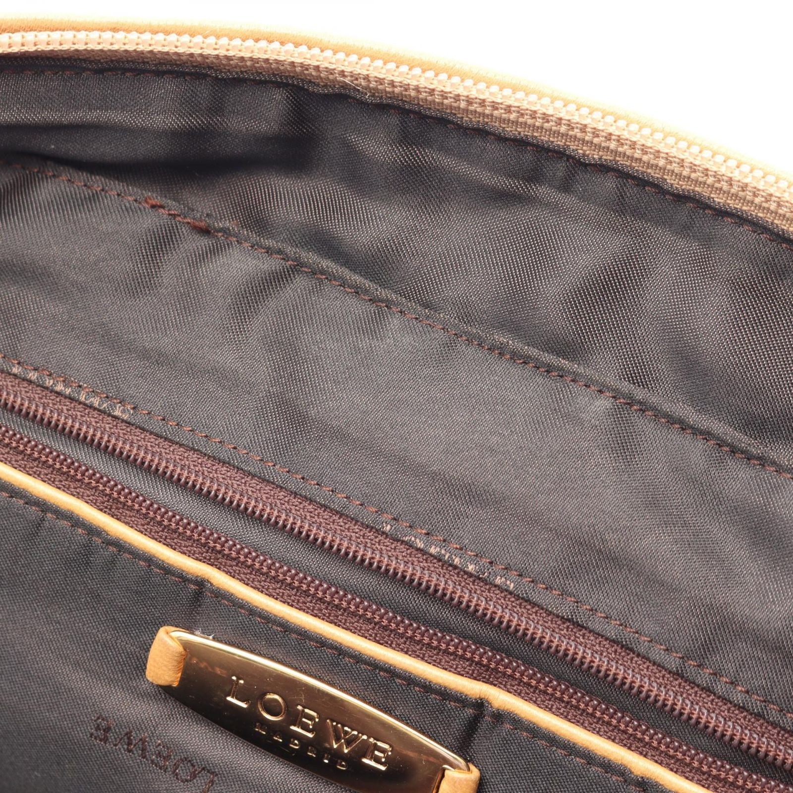 Loewe Handbag Anagram Beige Leather — view 8