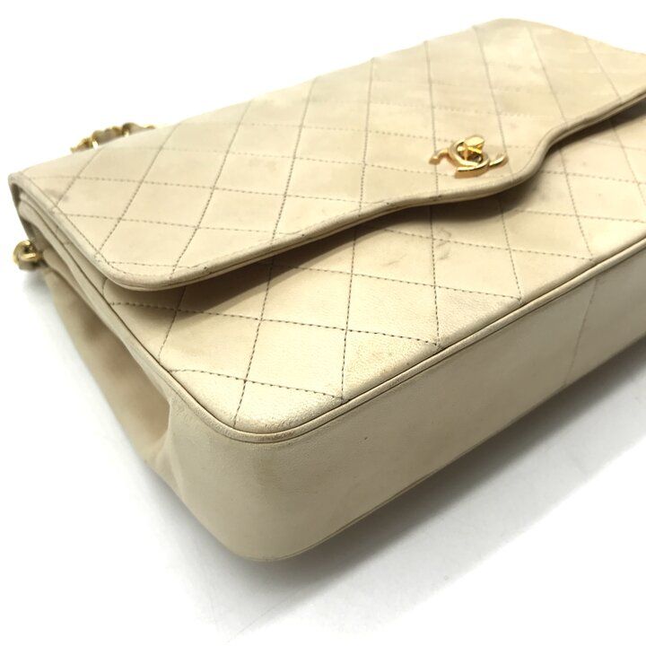 Chanel CC Logo Quilted Lambskin Chain Shoulder Bag Beige Purse — view 5