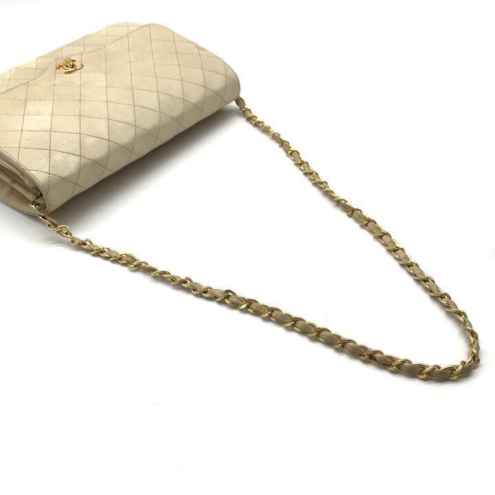 Chanel CC Logo Quilted Lambskin Chain Shoulder Bag Beige Purse — view 6