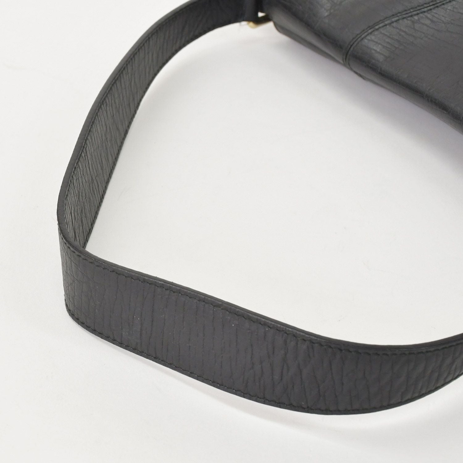 Gucci GG Canvas Shoulder Bag Gold Black Green — view 8