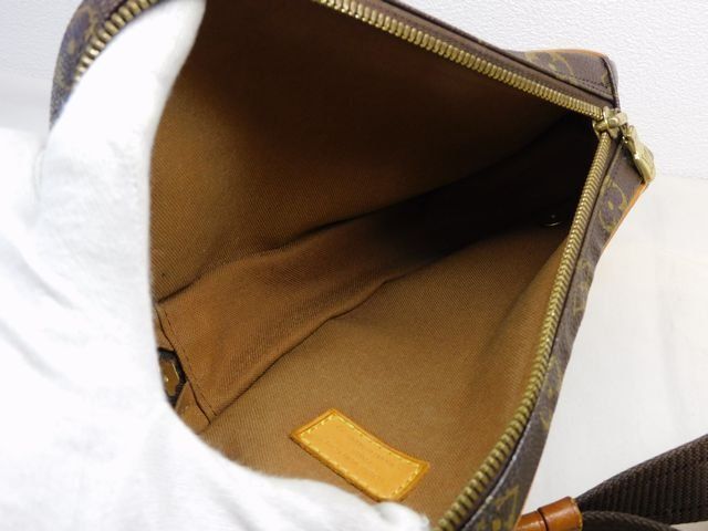 Louis Vuitton Pochette Gange Belt Bag Monogram — view 4