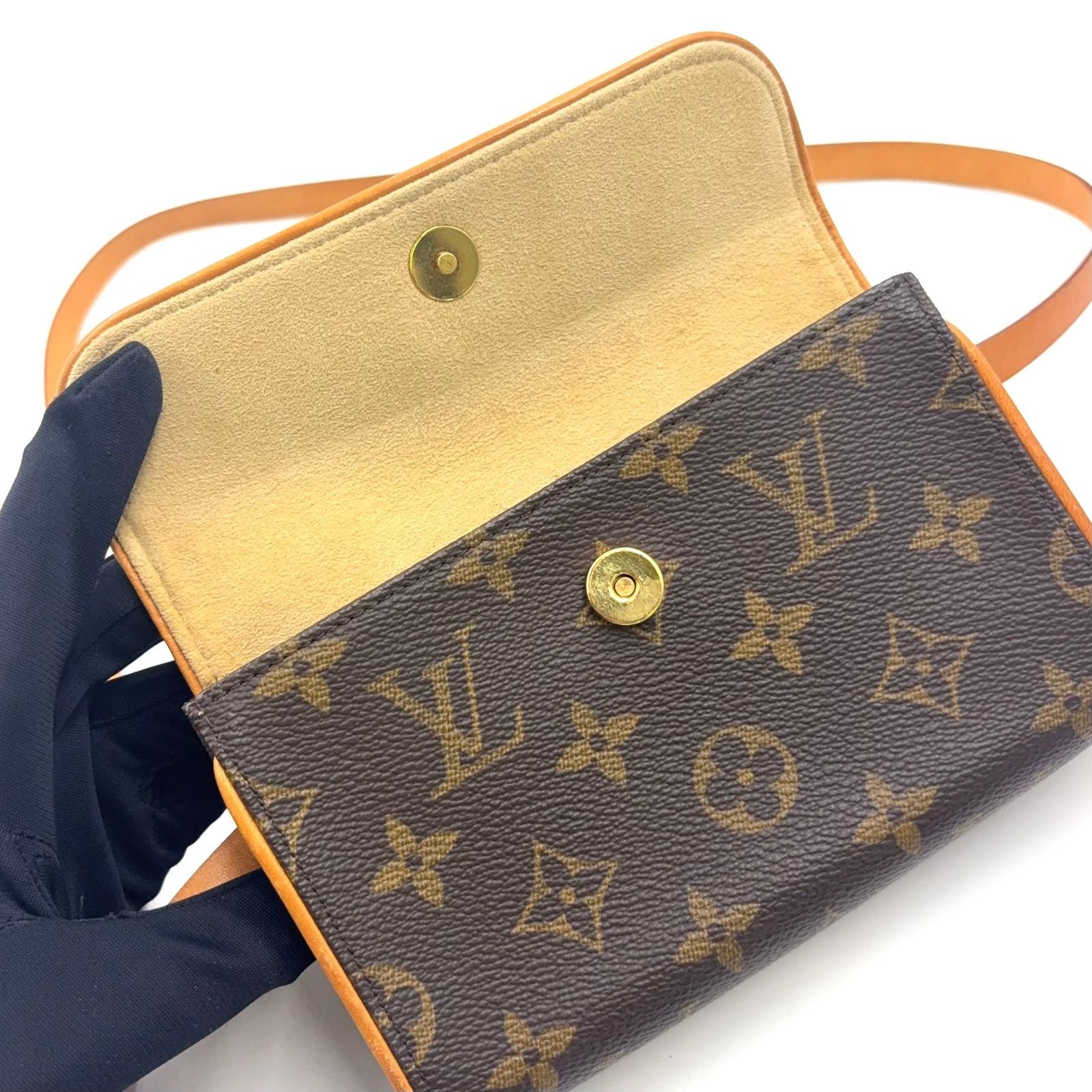 Louis Vuitton Pochette Twin PM Monogram XS Leather Brown Shoulder — view 8