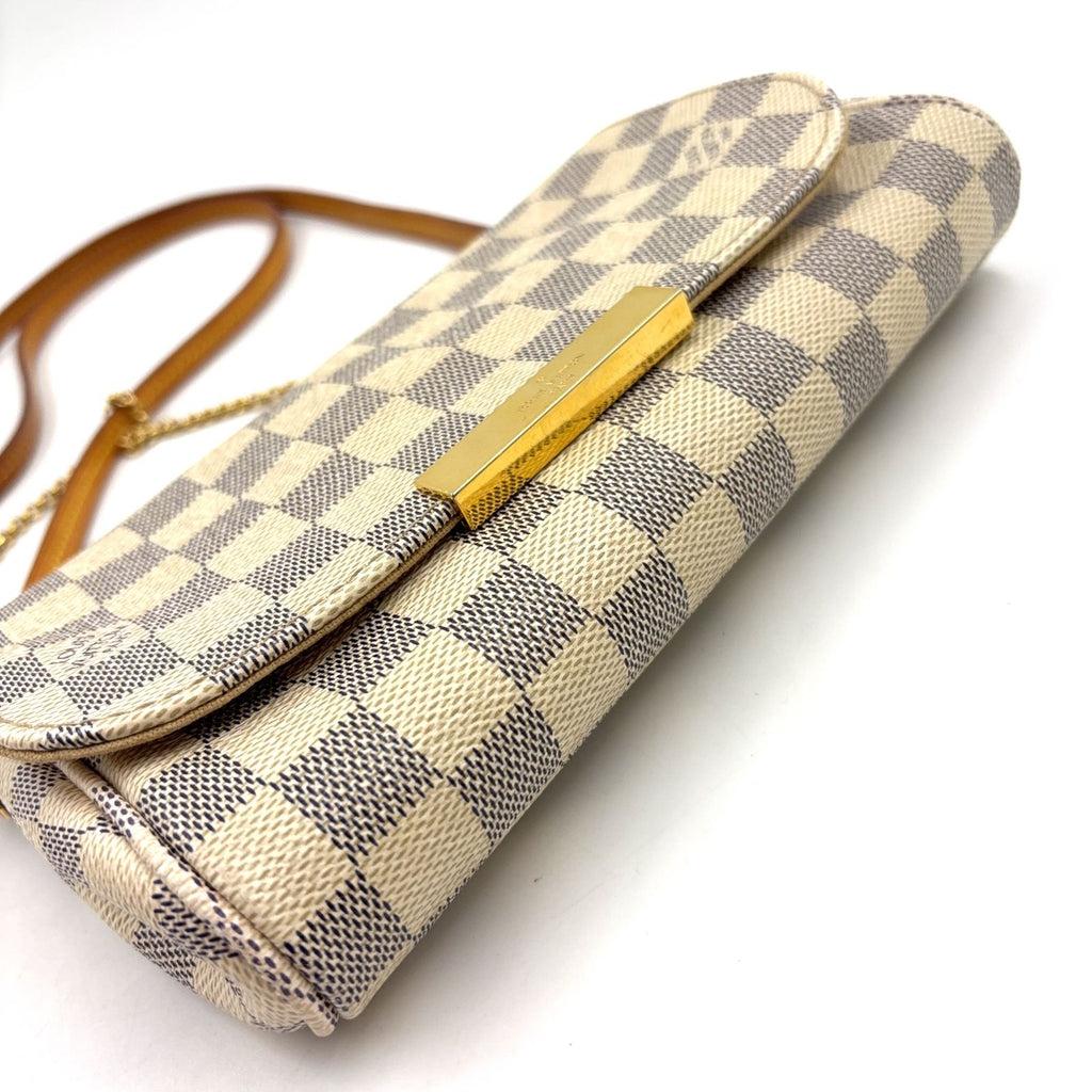Louis Vuitton Favorite PM Damier Azur Shoulder Leather White — view 8