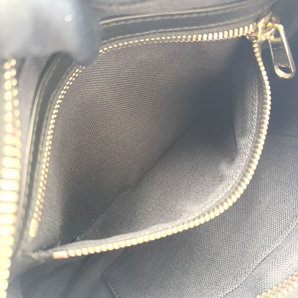 Gucci GG Supreme Sherry Line Leather Black Belt Bag Silver — view 5