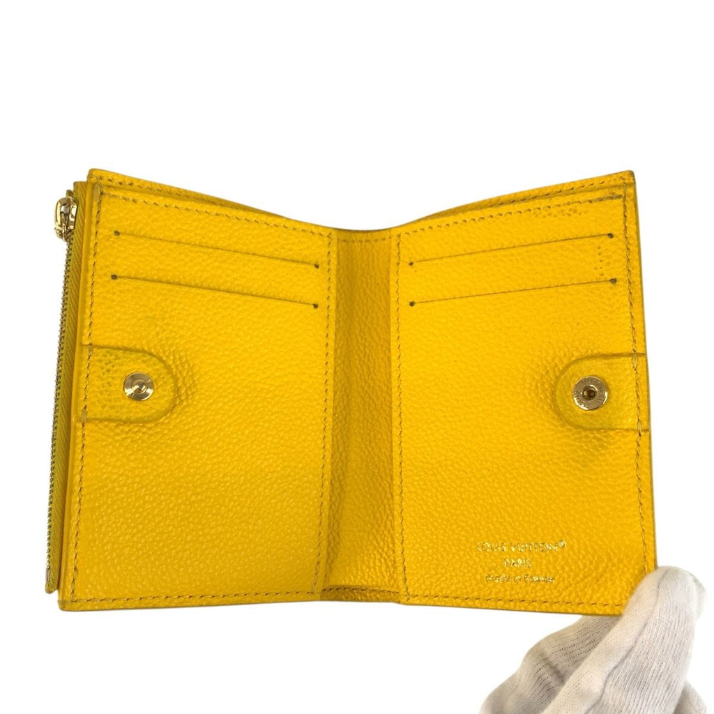 Louis Vuitton Monogram Empreinte Portefeuille Lisa Fold Wallet Compact — view 4